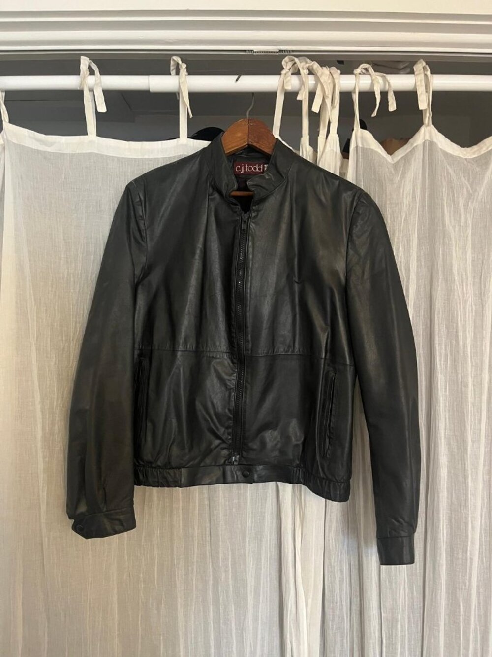80s cool girl genuine leather bomber jacket vintage